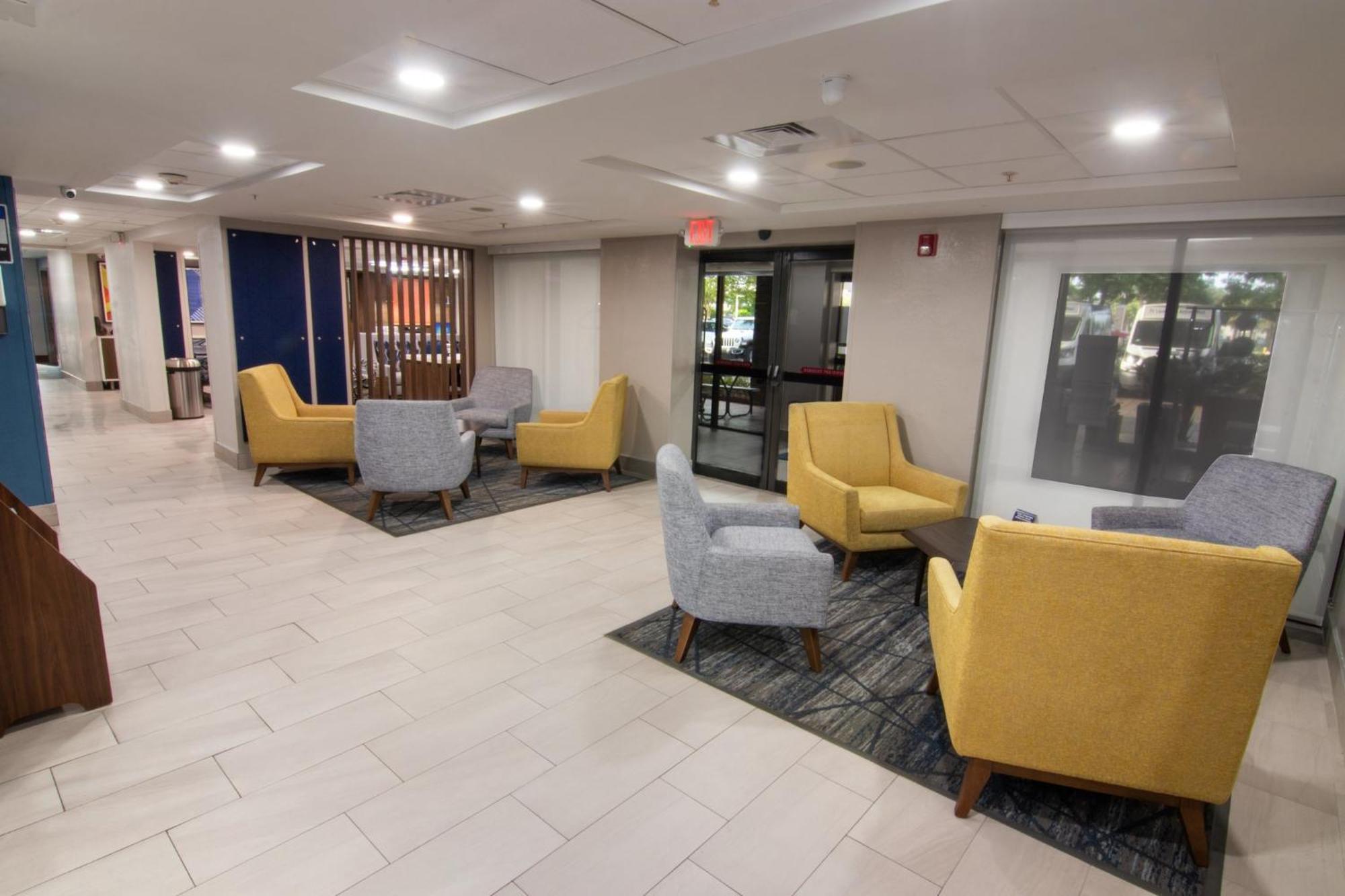 Holiday Inn Express And Suites Fort Lauderdale Airport West By Ihg Davie Exterior photo